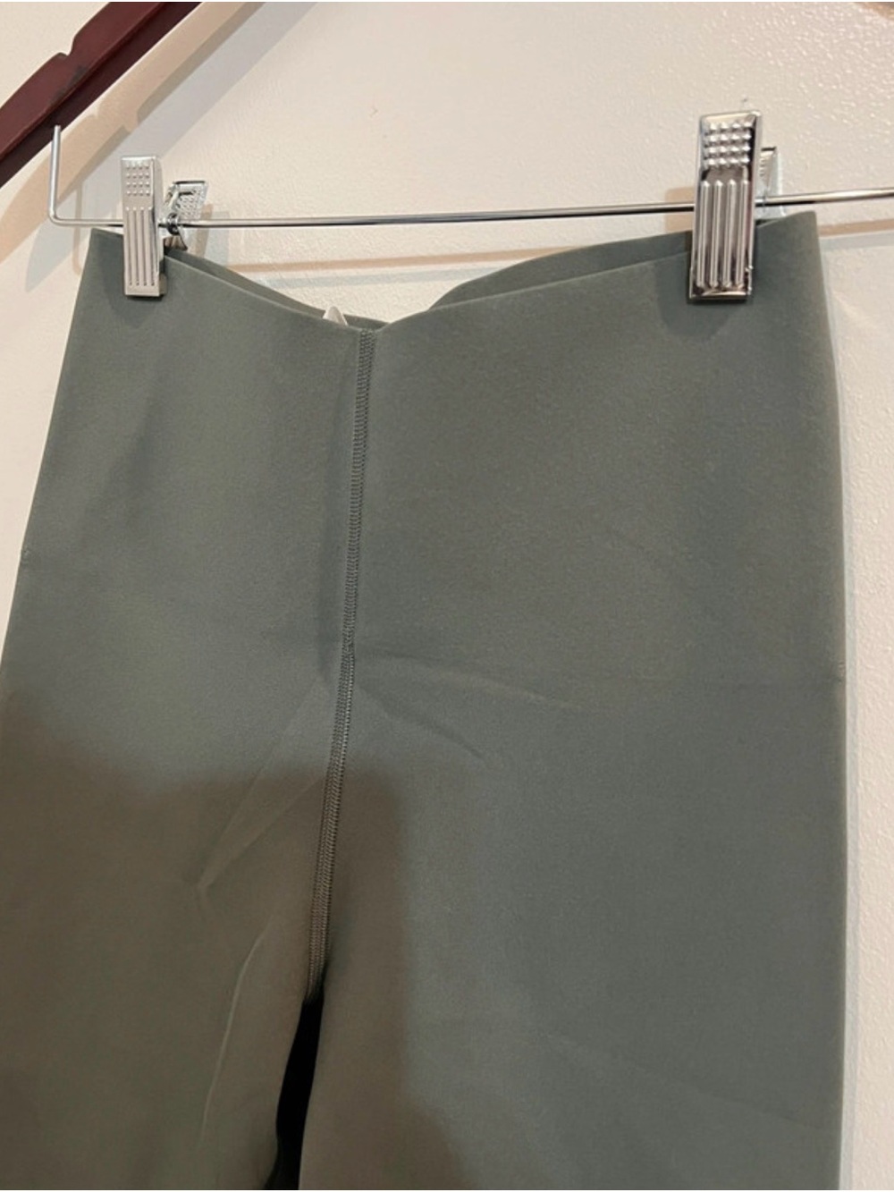 lululemon Olive Green leggings - Picture 5 of 10